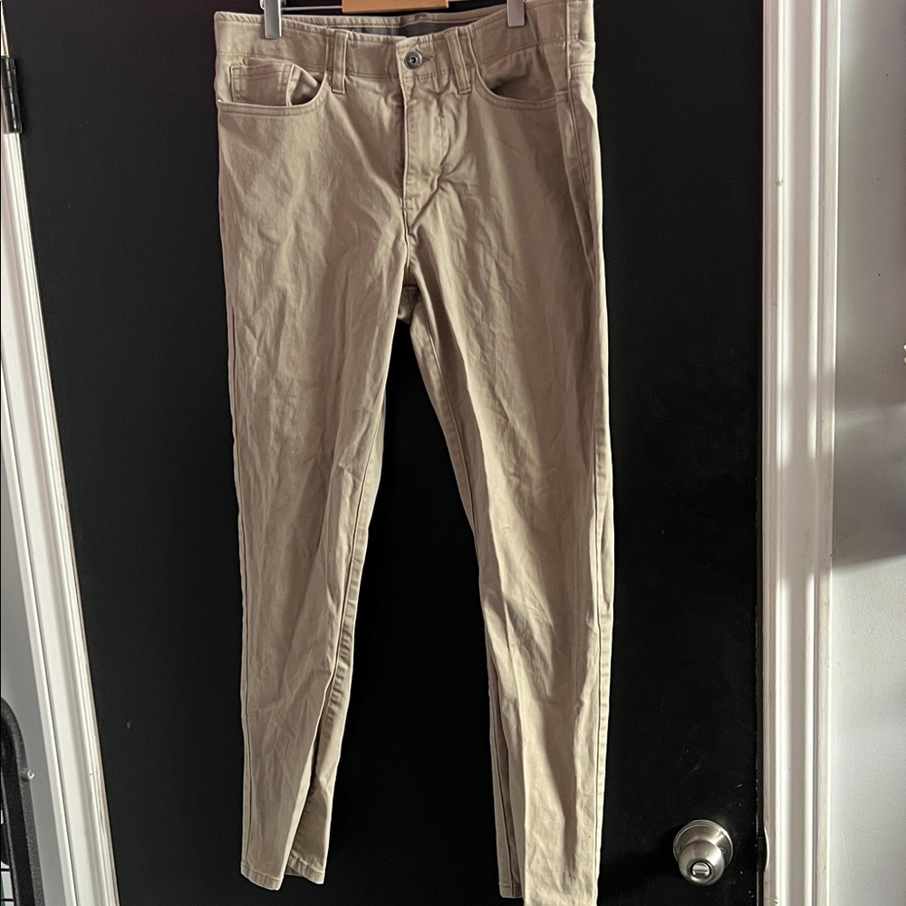 Denver Hayes Men's Khaki Chinos